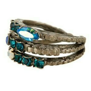 Sorrelli Electric Blue 3 Band Cluster ring