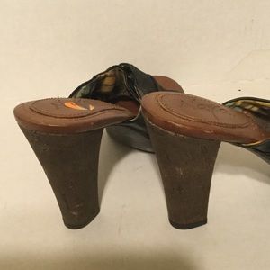 naya Shoes - Naya Black Leather Slides naya Shoes - Naya Black Leather Slides