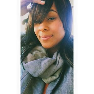 Meet your Posher, Angela