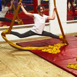 Meet your Posher, Avery