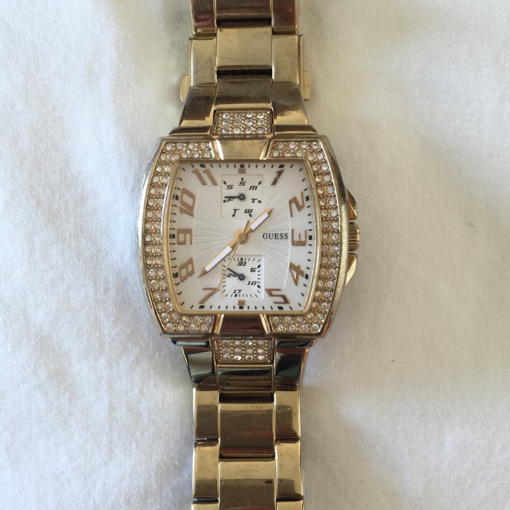 Guess Gold watch ⌚️