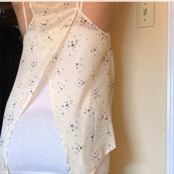 Fancy Mesh STAR ⭐️ TANK top with cute split back - Picture 3 of 7