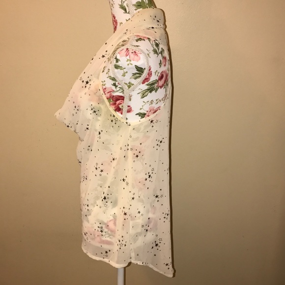 Fancy Mesh STAR ⭐️ TANK top with cute split back - Picture 6 of 7