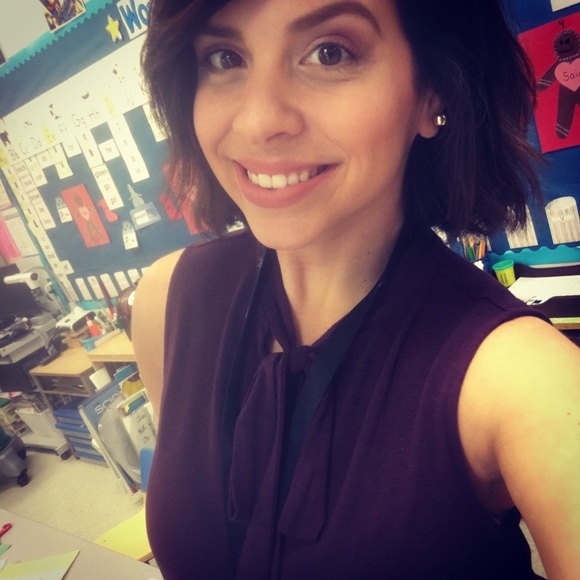 Meet your Posher, Danielle - Picture 1 of 1