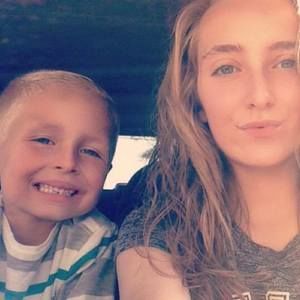 Meet your Posher, Carley