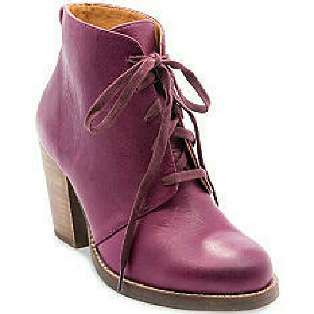 Latigo Purple boots with wood heel