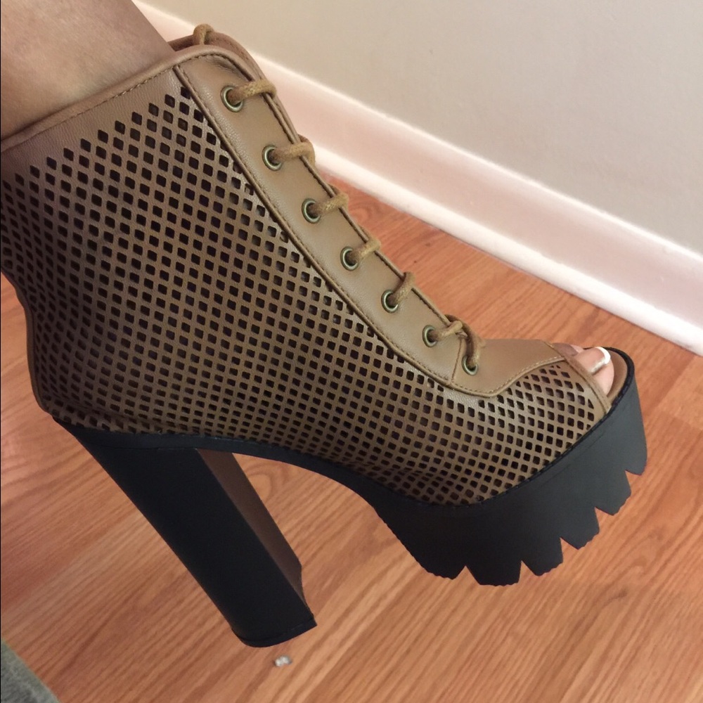 Chunky Heel