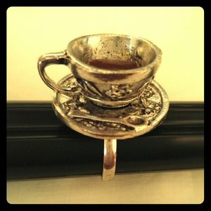 Teacup adjustable ring