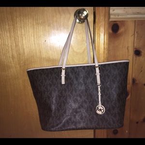 Medium jet set Michael kors