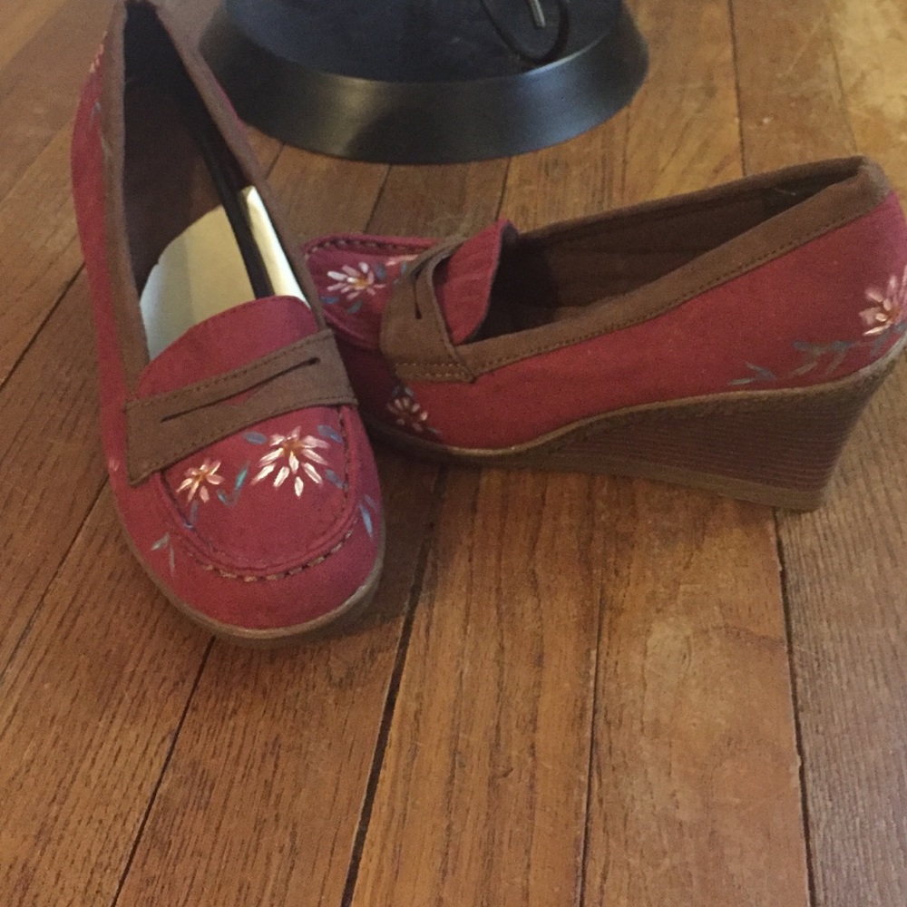 Hand painted wedges
