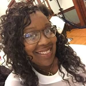 Meet your Posher, Anitra