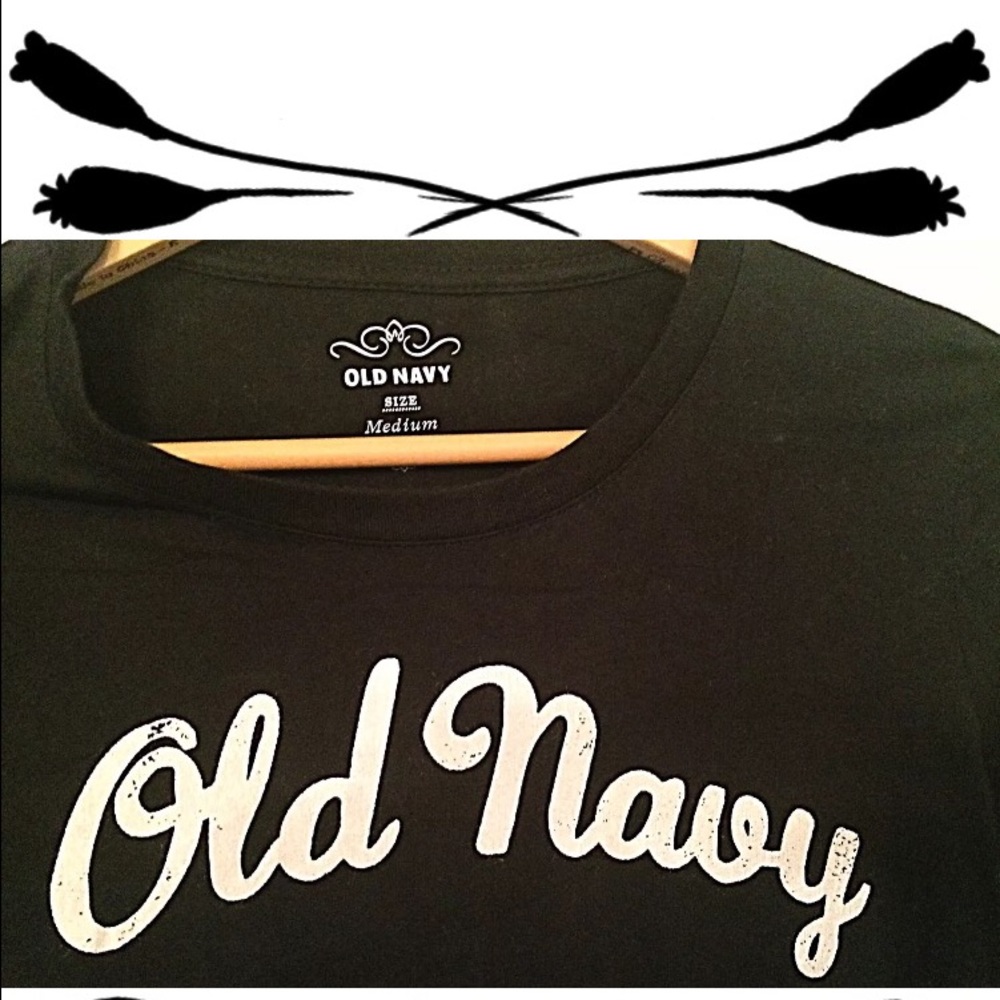 Old Navy Black Vintage Script Long Sleeve Top