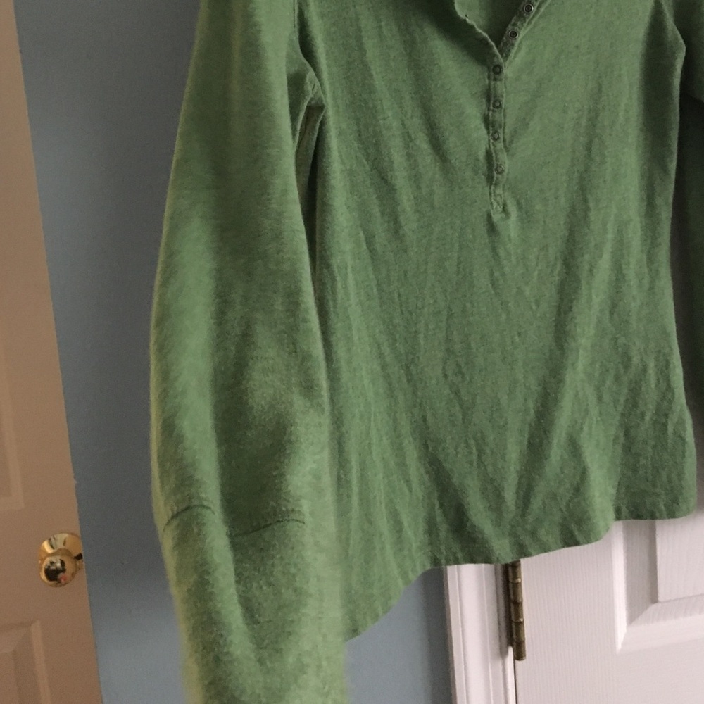 Button down top - Picture 3 of 3