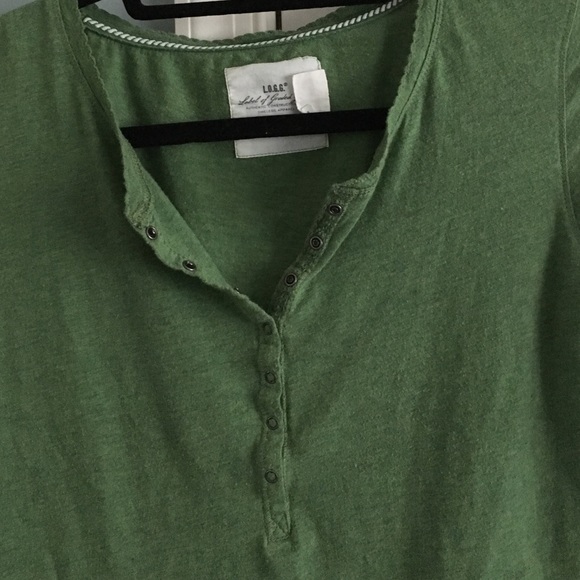 Button down top - Picture 2 of 3