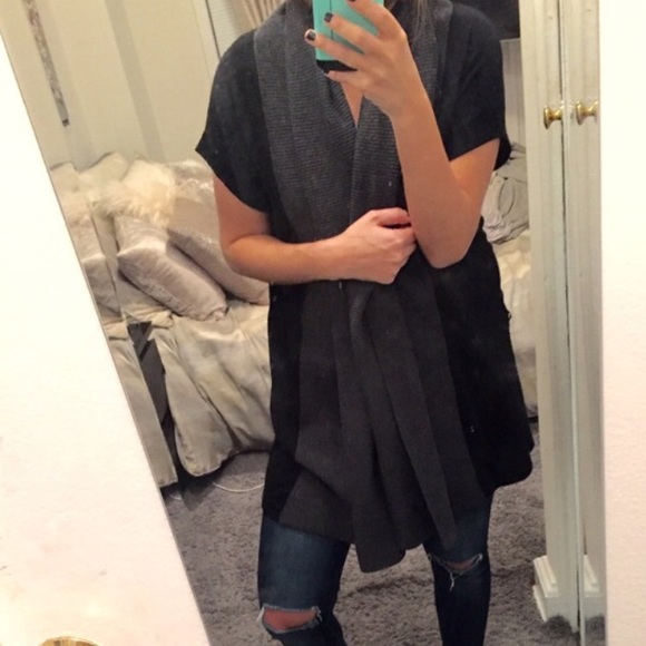 Banana Republic Sweaters - Gorgeous Fine Merino Wool Wrap sweater