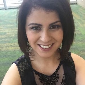 Meet your Posher, Agnis