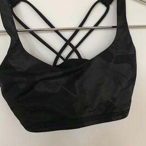 Lululemon size 2 unpaid cross cross bra