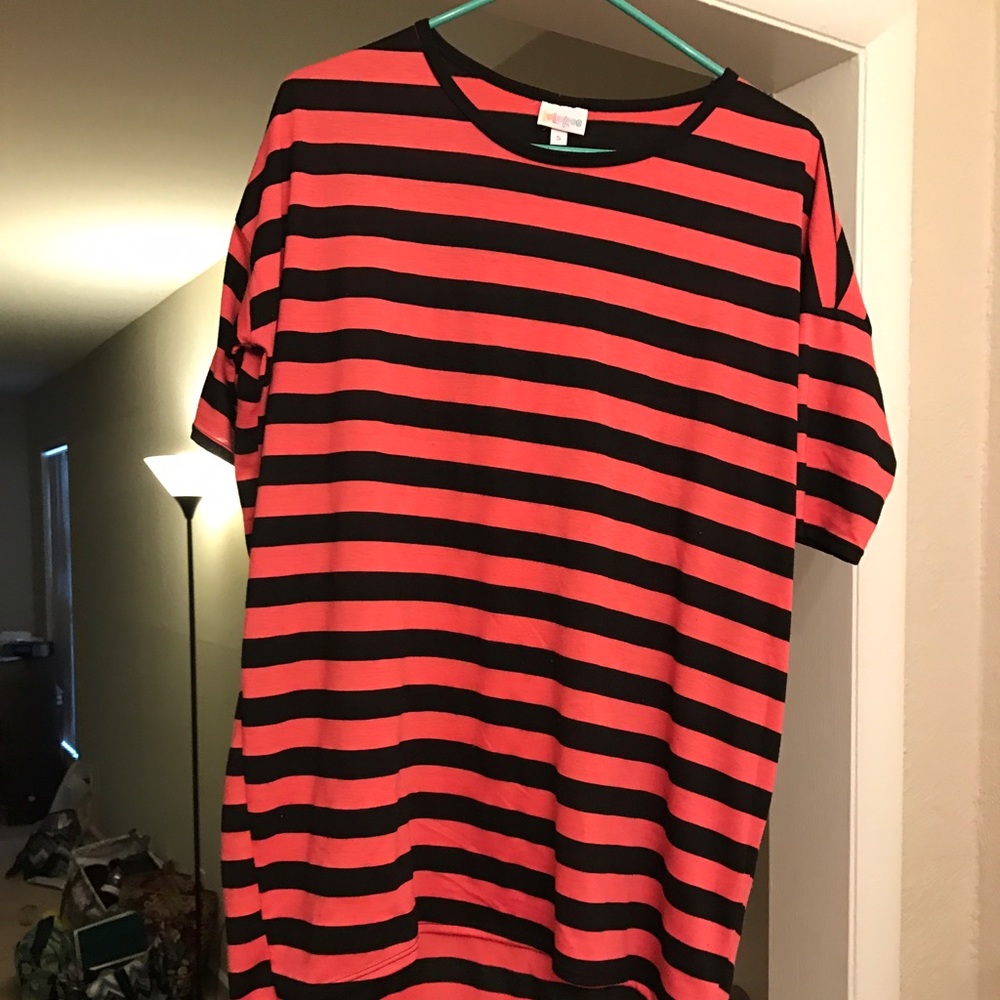 Small LulaRoe Irma