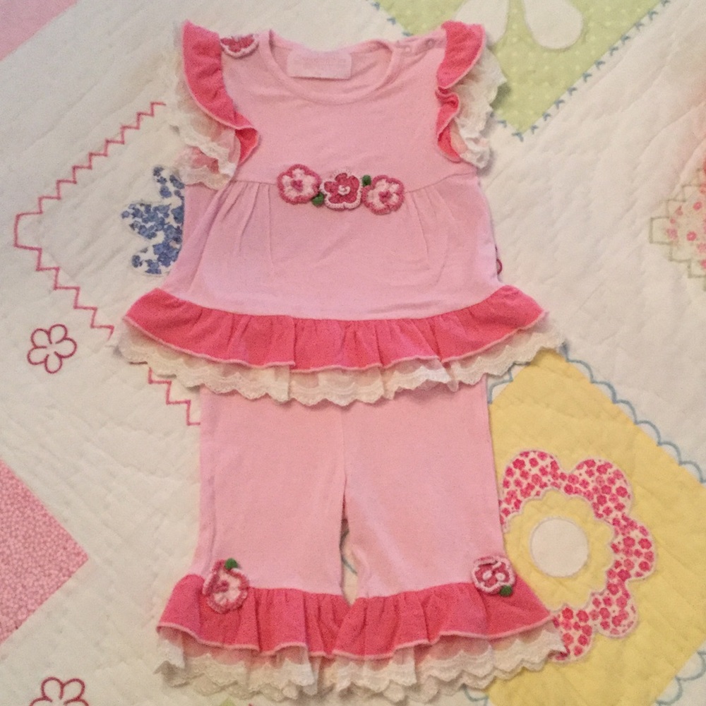 Beautiful Grandma Nes 2 piece outfit