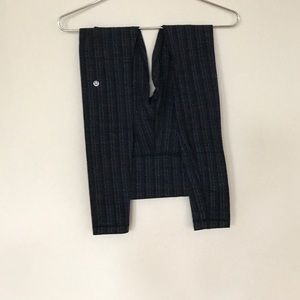 Lulu Wonderunder blue black houndstooth