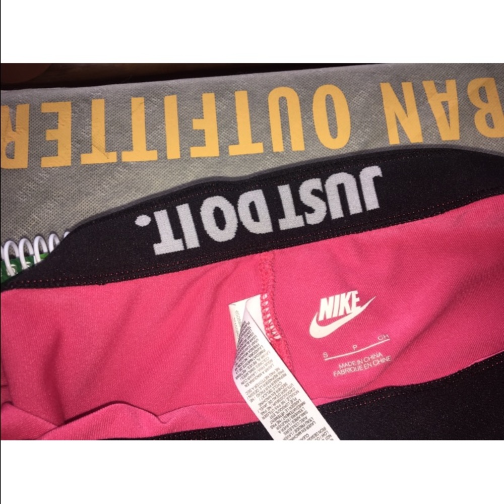 Pink Nike Leggings