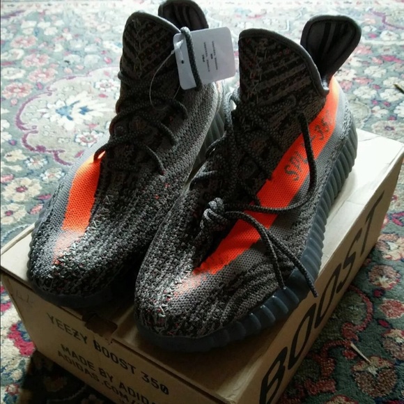 Yeezy 350 V2!
