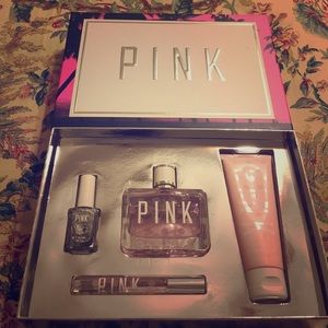 Pink perfume set