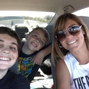 Meet your Posher, April