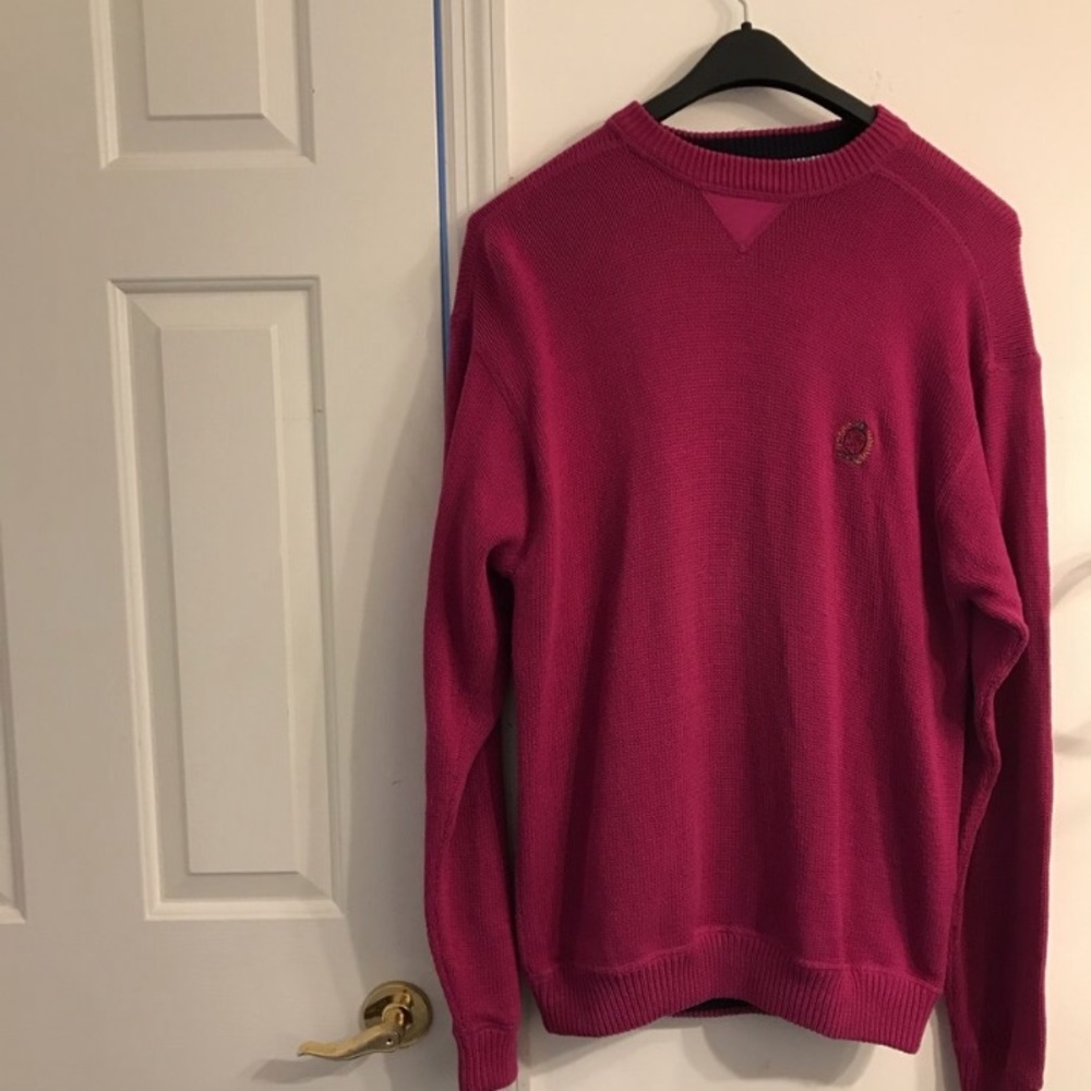 🖤RARE TOMMY SWEATER🖤