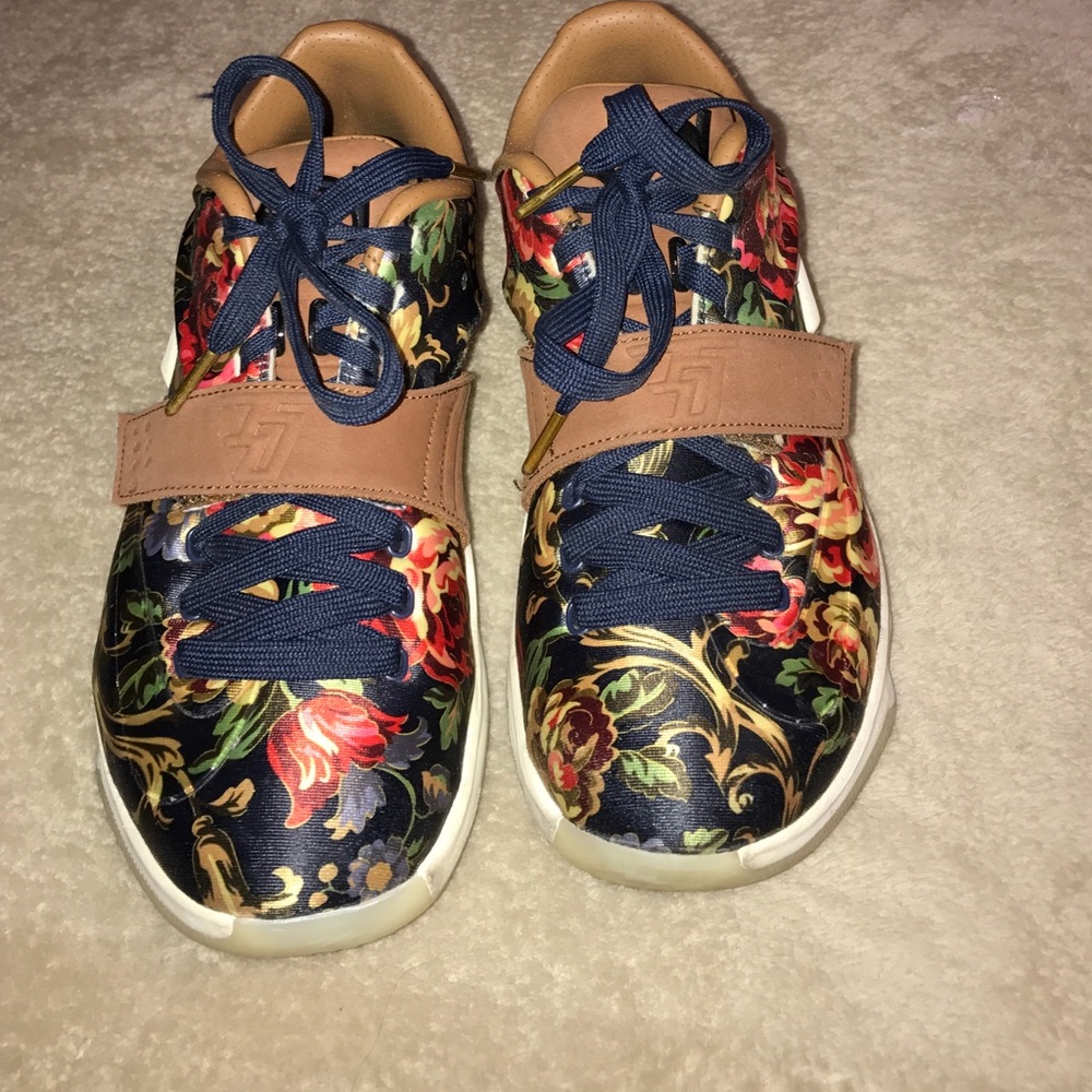 Floral KDs