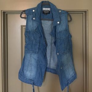 Jean Vest