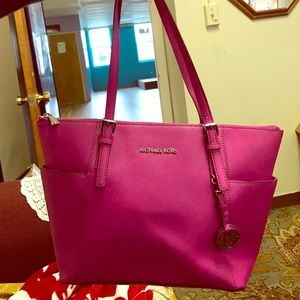 Michael Kors pink purse (negotiable)