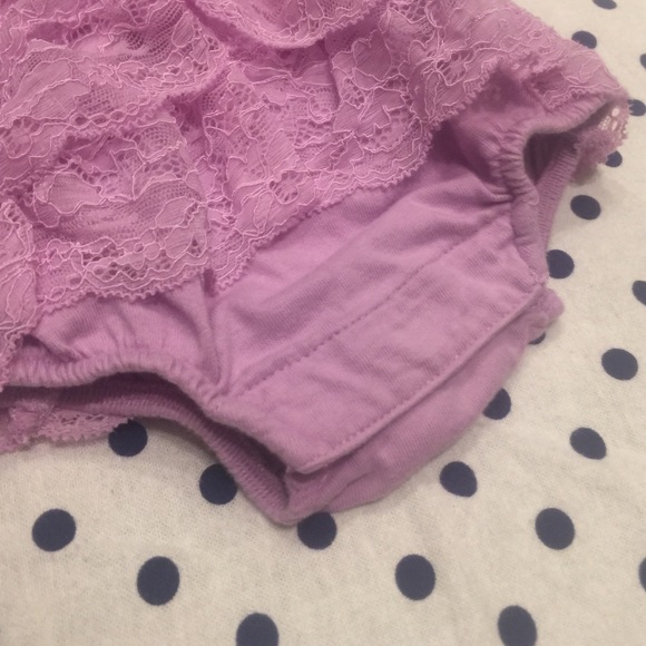 Lilac layered lace bodysuit - Picture 4 of 4