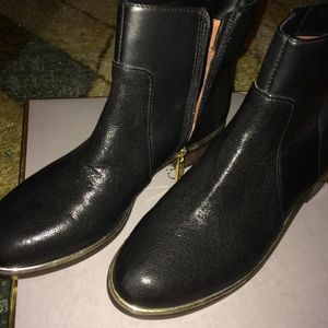 Louise et Cie Booties