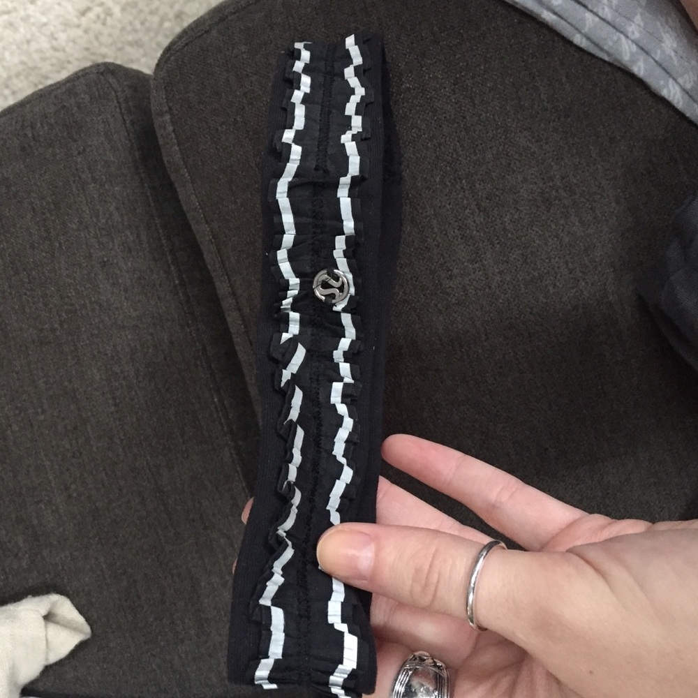 LULULEMON HEADBAND