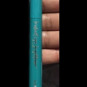 Thrive Eye brightener