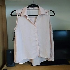 Baby Pink Tank With Detailed Shoulders