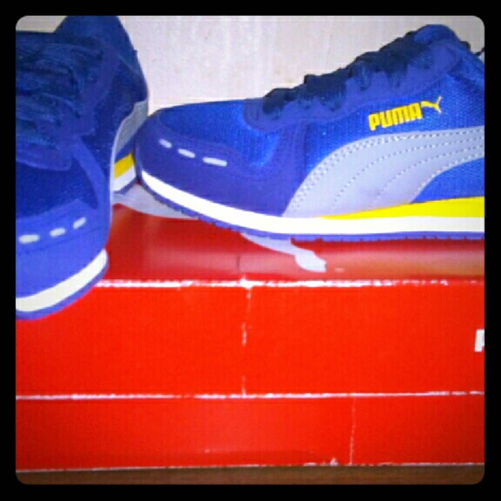 Cabana mesh racer pumas (NWB)