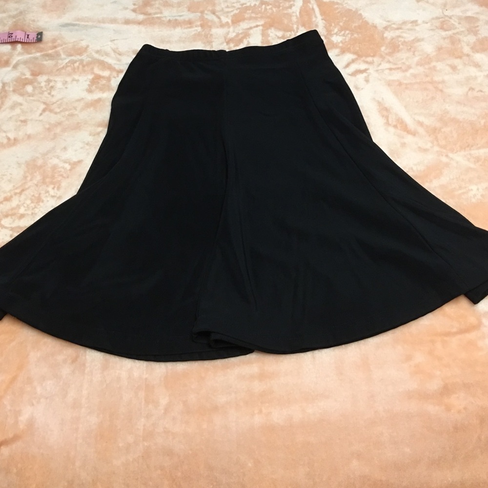 Basic Black skirt