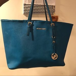 Michael kors bag large