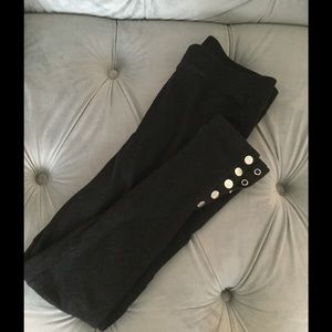 Express buttoned leggings
