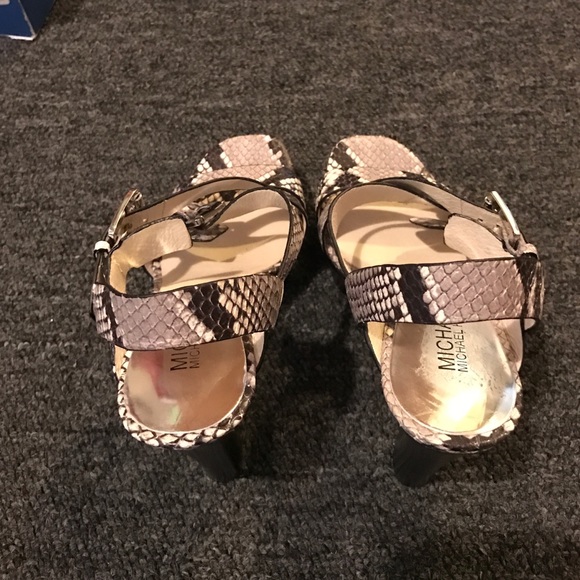 Michael Kors - Picture 4 of 4