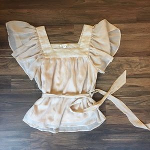 Feminine, flowy blouse