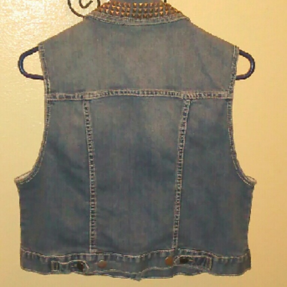 Studded denim vest - Picture 2 of 3