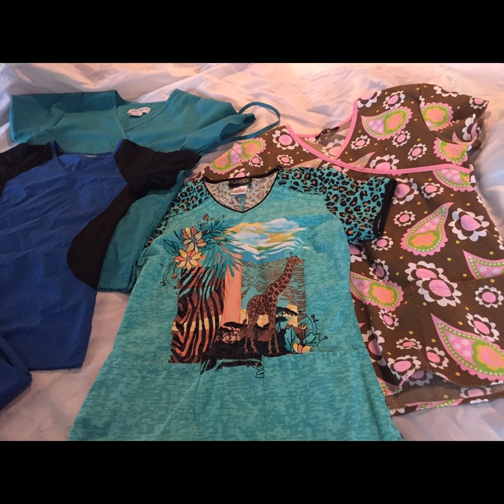 Scrubs - Picture 2 of 3