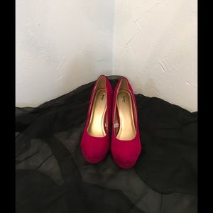 High heeled platforms