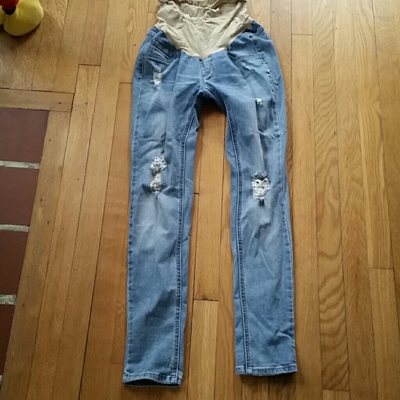 jessica simpson ripped jeans