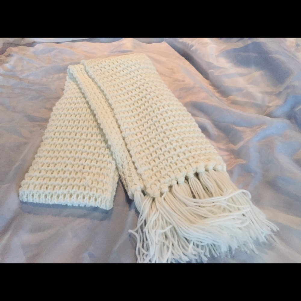 Scarves - Picture 2 of 3