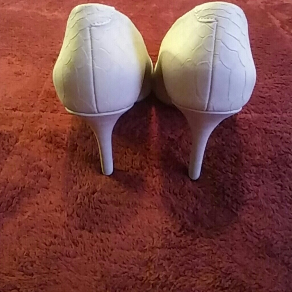 Aldo Shoes - Picture 4 of 4