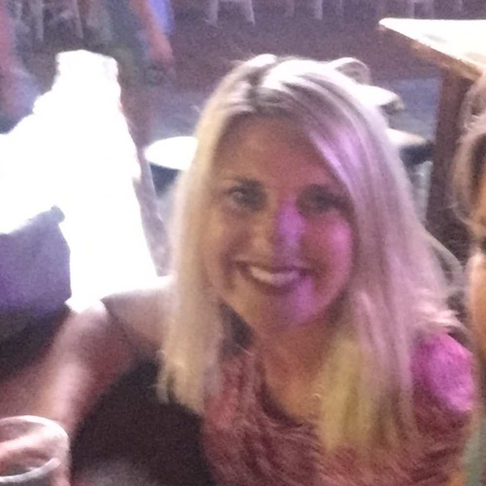 Meet your Posher, Lauren